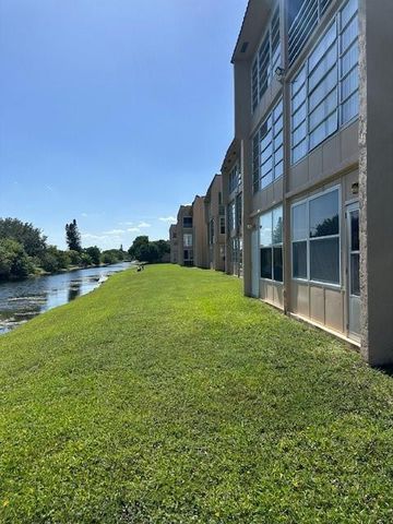 9350 Sunrise Lakes Boulevard 101, Sunrise, FL 33322