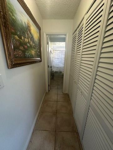 9350 Sunrise Lakes Boulevard 101, Sunrise, FL 33322