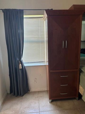 9350 Sunrise Lakes Boulevard 101, Sunrise, FL 33322