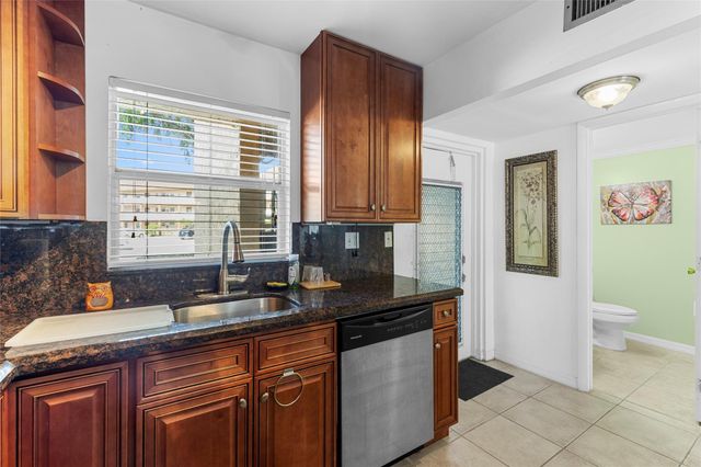 9350 Sunrise Lakes Boulevard 101, Sunrise, FL 33322