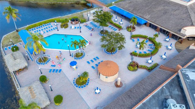 9350 Sunrise Lakes Boulevard 101, Sunrise, FL 33322