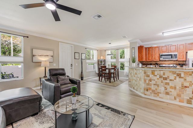 4651 Mimosa Terrace 1204, Coconut Creek, FL 33073