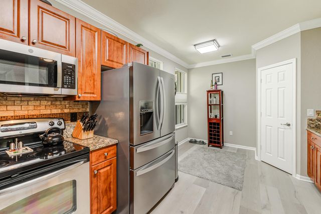 4651 Mimosa Terrace 1204, Coconut Creek, FL 33073