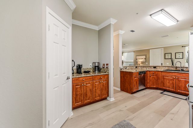 4651 Mimosa Terrace 1204, Coconut Creek, FL 33073