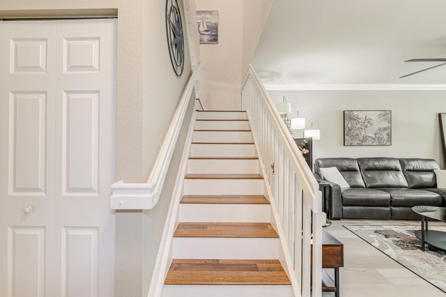 4651 Mimosa Terrace 1204, Coconut Creek, FL 33073