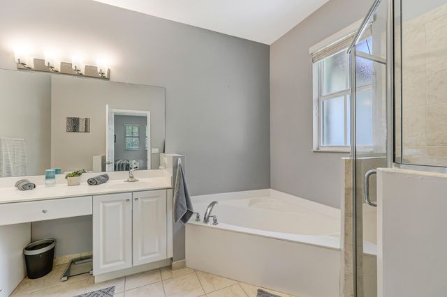 4651 Mimosa Terrace 1204, Coconut Creek, FL 33073