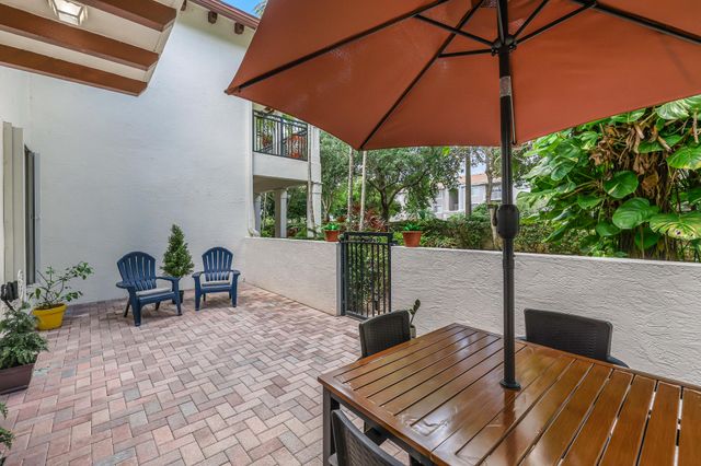 4651 Mimosa Terrace 1204, Coconut Creek, FL 33073