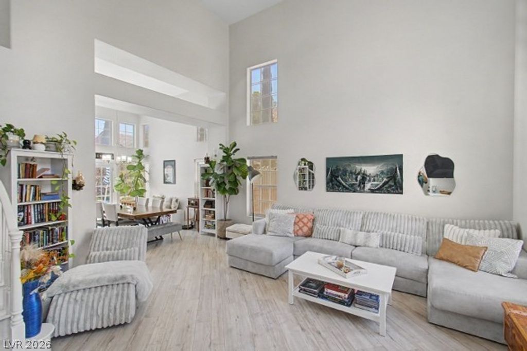 8421 Mount Nido Drive, Las Vegas, NV 89147 — photo 4