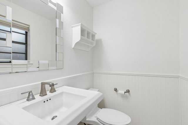 1222 Sycamore Drive, Carrollton, TX 75007