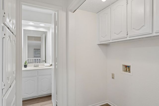 1222 Sycamore Drive, Carrollton, TX 75007