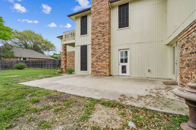 1222 Sycamore Drive, Carrollton, TX 75007