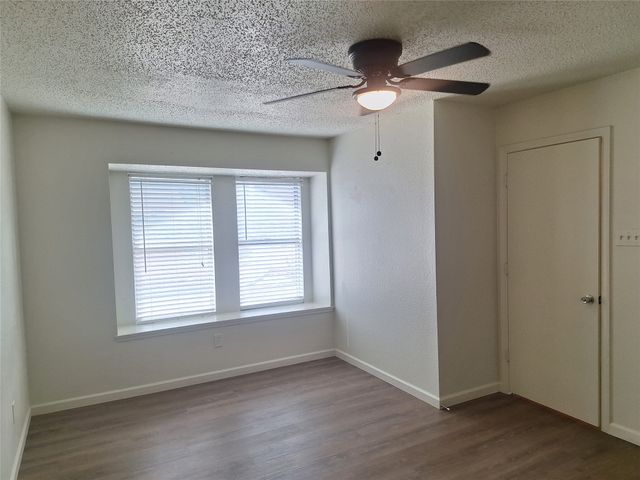 3946 Queens Court, Garland, TX 75043