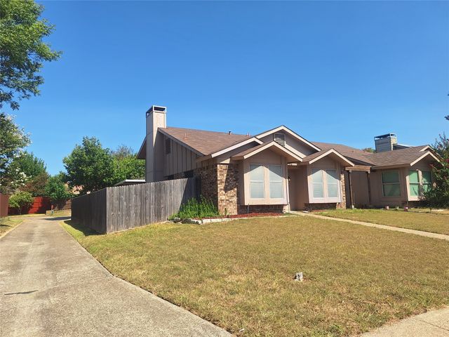 3946 Queens Court, Garland, TX 75043