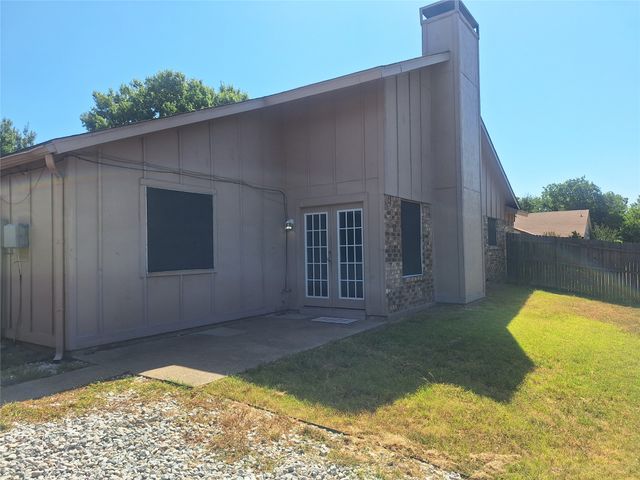 3946 Queens Court, Garland, TX 75043