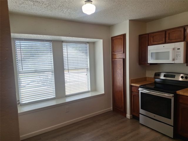 3946 Queens Court, Garland, TX 75043