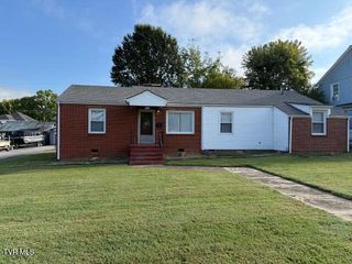 229 1st Street, Erwin, TN 37650