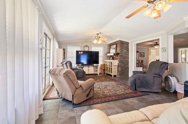 1016 Darlington Oak Drive, Niceville, FL 32578