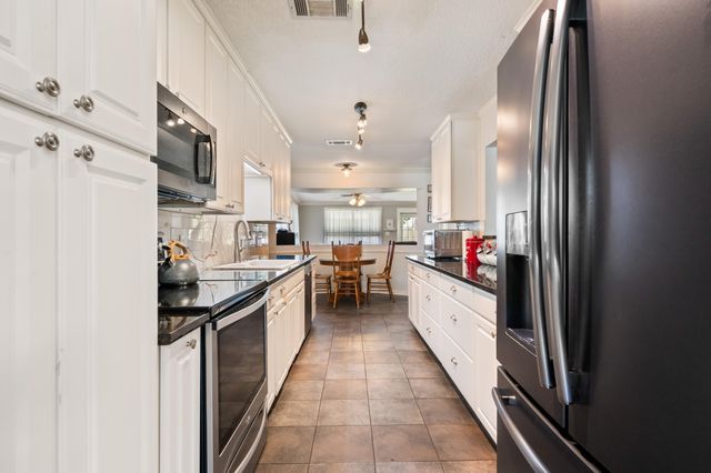 1016 Darlington Oak Drive, Niceville, FL 32578