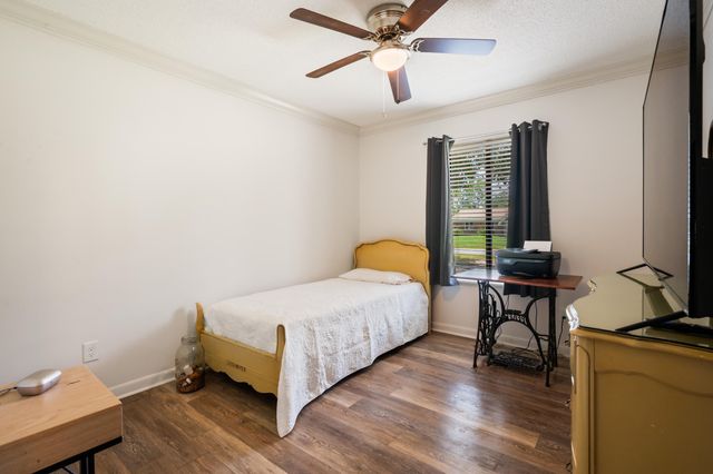 1016 Darlington Oak Drive, Niceville, FL 32578