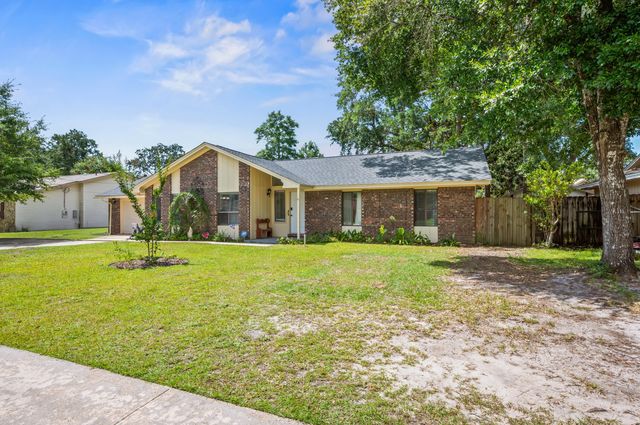 1016 Darlington Oak Drive, Niceville, FL 32578