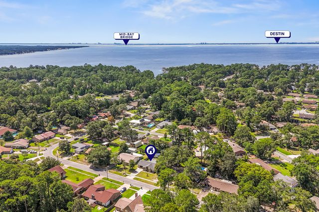 1016 Darlington Oak Drive, Niceville, FL 32578