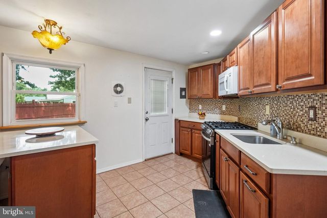 736 MAIN ST, Lumberton, NJ 08048