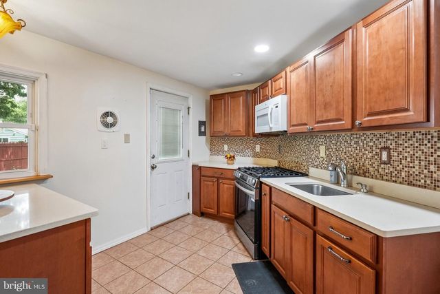 736 MAIN ST, Lumberton, NJ 08048