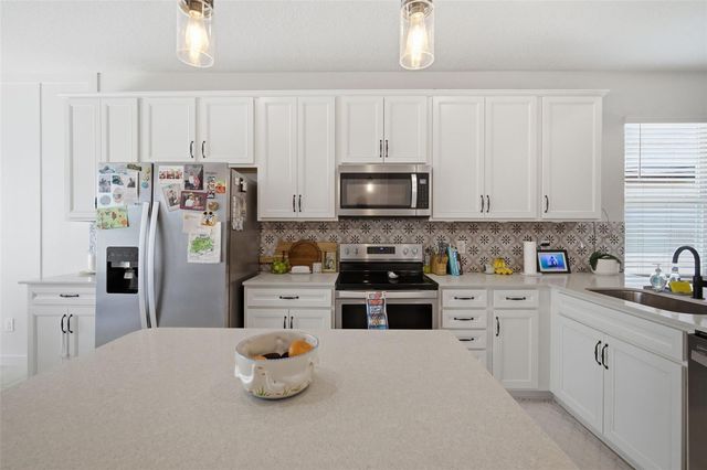 11401 GREEN HARVEST DRIVE, Riverview, FL 33578