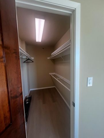 3525 Sage Road 1708, Houston, TX 77056