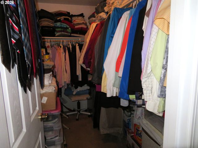 2485 N HOLLADAY St, Cornelius, OR 97113