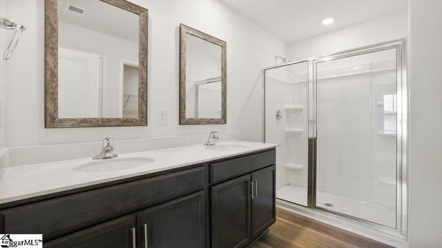 920 Kerwood Street, Wellford, SC 29385