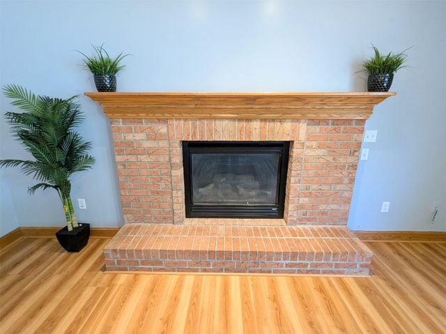 1027 W GORE Road, Erie, PA 16509