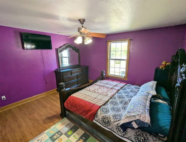 1027 W GORE Road, Erie, PA 16509