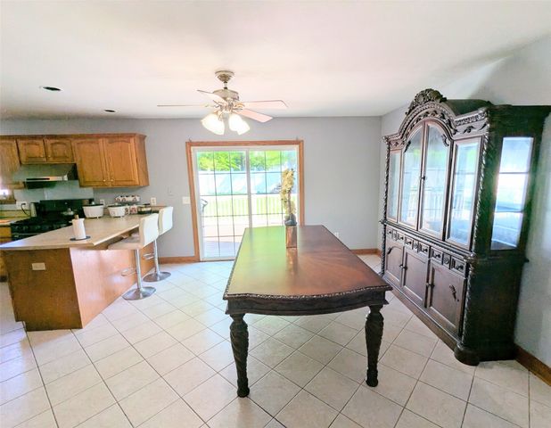 1027 W GORE Road, Erie, PA 16509