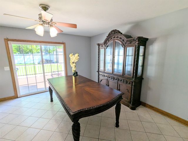 1027 W GORE Road, Erie, PA 16509