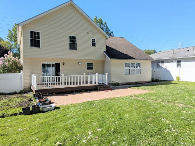 1027 W GORE Road, Erie, PA 16509