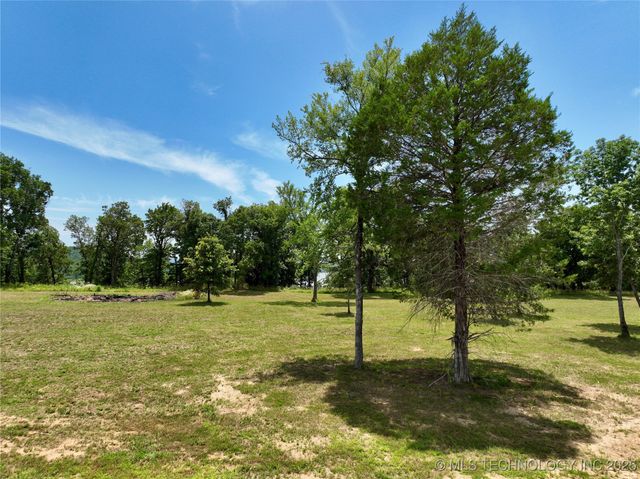 28 Kathy Lane, Eufaula, OK 74432