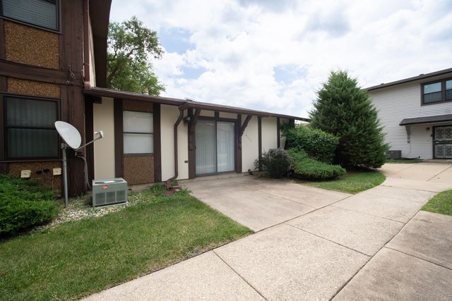 4125 191st Place 3, Country Club Hills, IL 60478