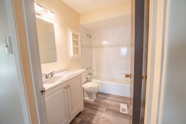 4125 191st Place 3, Country Club Hills, IL 60478