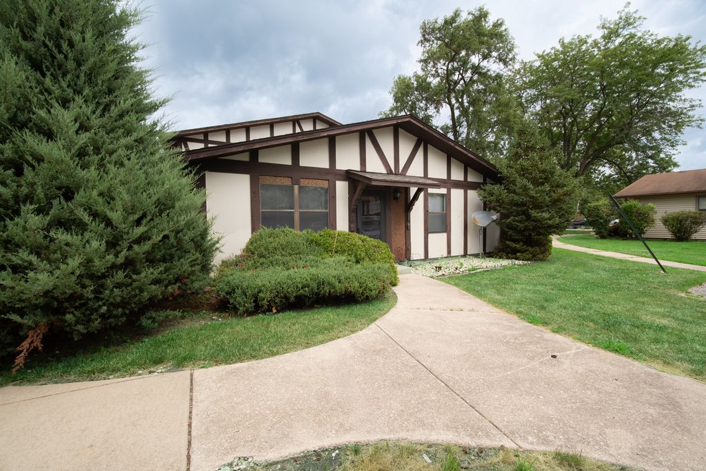 4125 191st Place 3, Country Club Hills, IL 60478