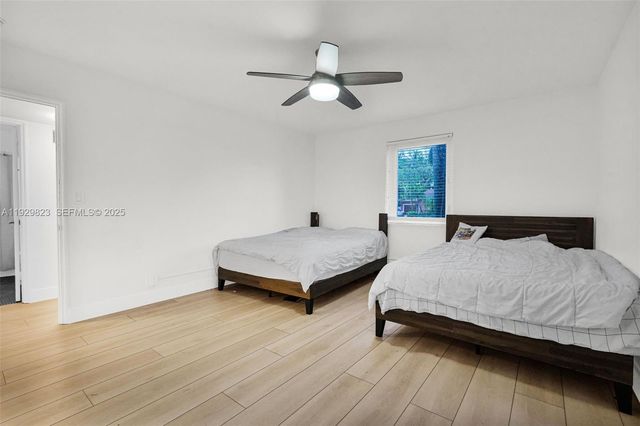 900 Tyler St, Hollywood, FL 33019