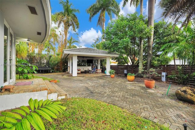 900 Tyler St, Hollywood, FL 33019