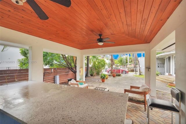 900 Tyler St, Hollywood, FL 33019