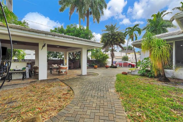 900 Tyler St, Hollywood, FL 33019