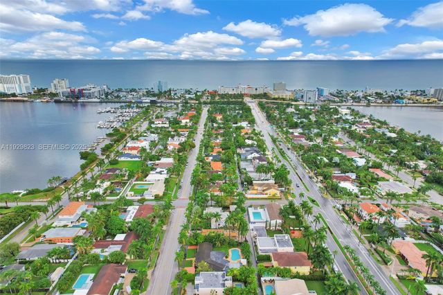 900 Tyler St, Hollywood, FL 33019