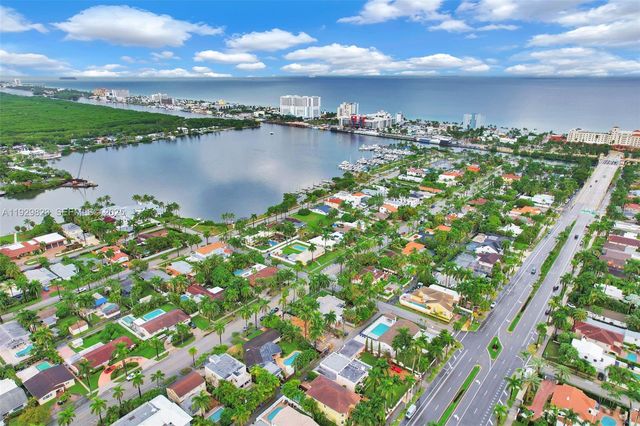 900 Tyler St, Hollywood, FL 33019