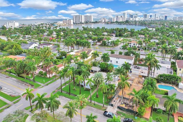 900 Tyler St, Hollywood, FL 33019