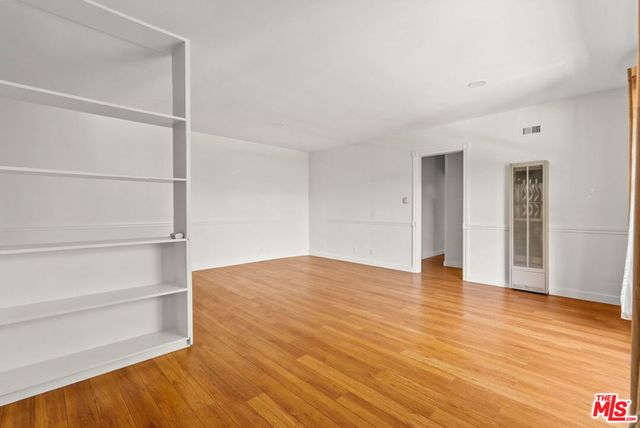 272 S Doheny Drive 1, Beverly Hills, CA 90211