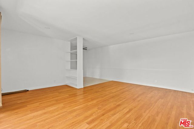 272 S Doheny Drive 1, Beverly Hills, CA 90211