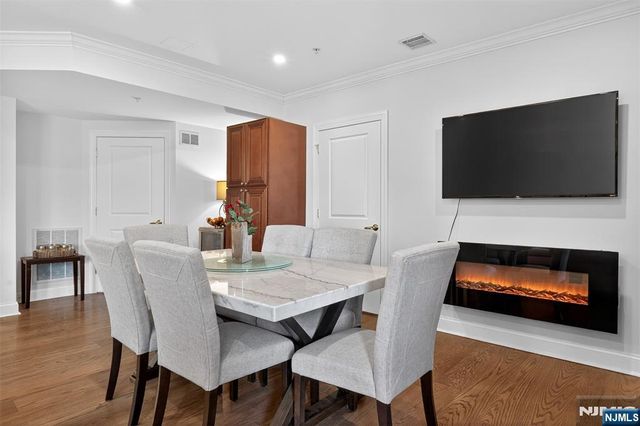 54 Polifly 103, Hackensack, NJ 07601